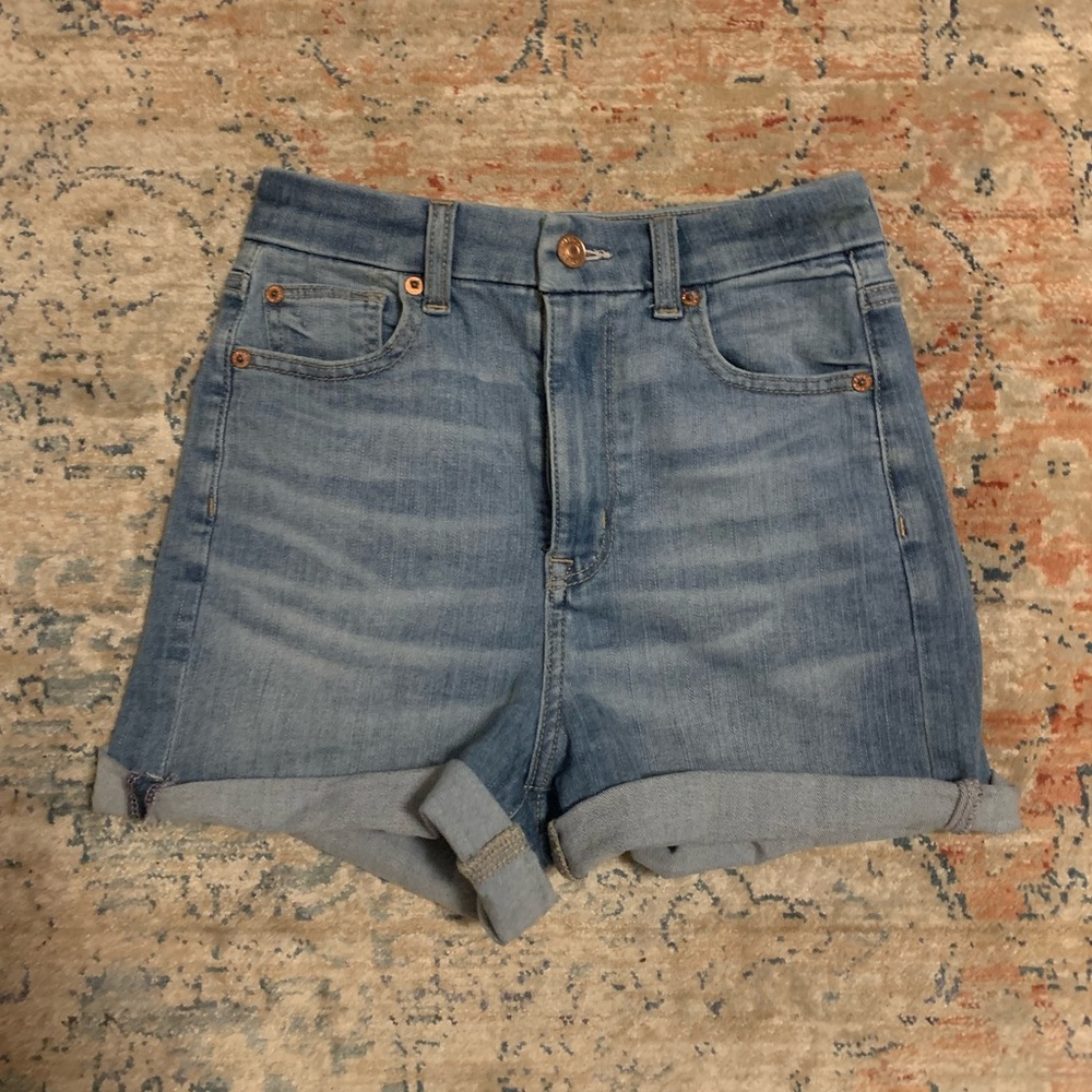 American Eagle Curvy Super High Waisted Shorts